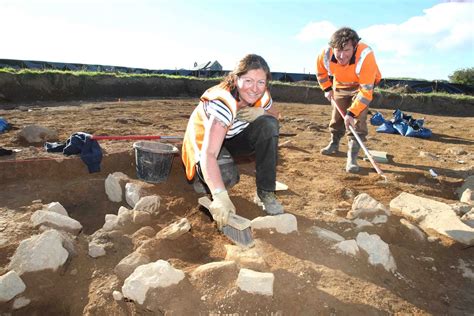 Archaeological Dig On Anglesey Unearths 12000 Year Old Artefacts