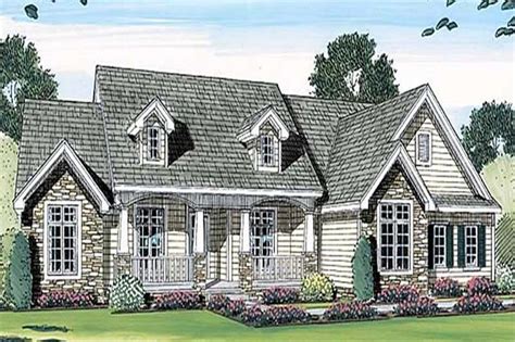 Cape Cod Country Home With 3 Bedrooms 2471 Sq Ft