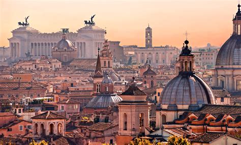 Roma, scappa a un controllo e si schianta contro un muretto. Google Art Project nei Musei di Roma | photorelief