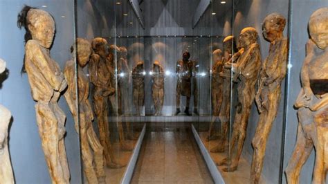 Museu no México abriga 111 múmias formadas naturalmente Chega a ser