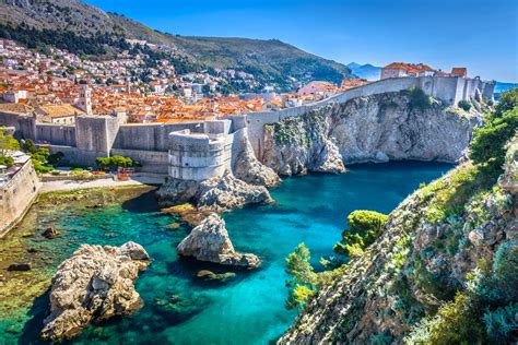 Het grenst aan slovenië en hongarije in het noorden, bosnië en montenegro in het zuiden en servië in het oosten. Kroatië | Best of Travel