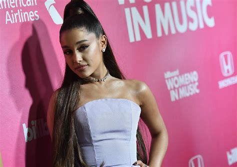 Ariana Grande Promises New Music If People Stay Home Nestia