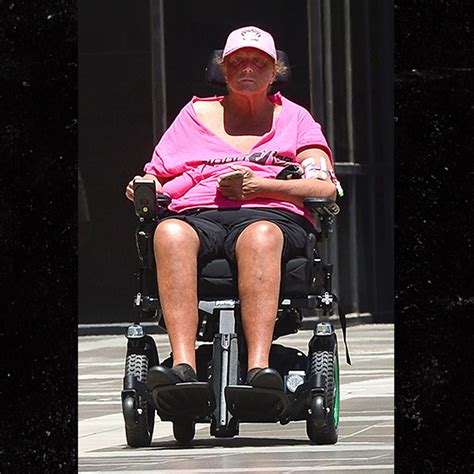 Descubrir Imagen Why Is Abby Lee In A Wheelchair Abzlocal Mx