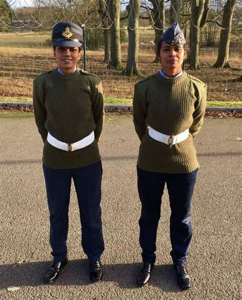 First Two Sri Lankan Women To Graduate From Army School Of Ceremonial