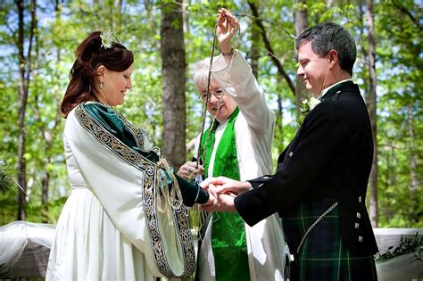 Nc Triangle Weddings Blog A Celtic Ceremony For Chris And Tim Celtic