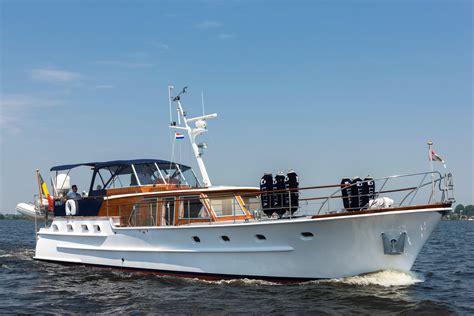 48% of dutch have legal. 1965 Feadship van Lent Power New and Used Boats for Sale