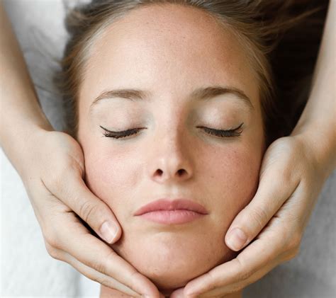 Indian Head Massage Zelca Massage Therapy