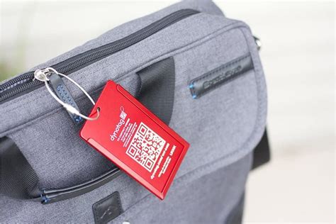 The Best Luggage Tags For Travel In Bob Vila