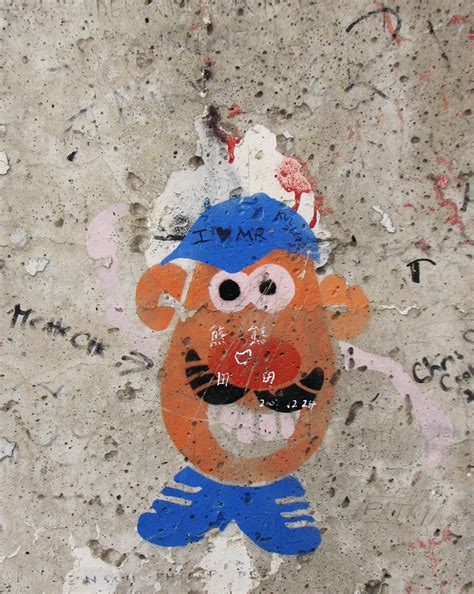 Mr Potato Head Stencil Of Mr Potato Head On The East Sid Flickr