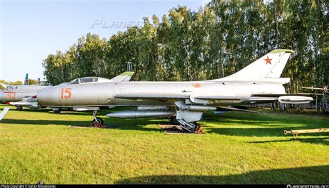 15 Aeroflot Soviet Airlines Sukhoi Su 7 Bkl Fitter A Photo By Stefan