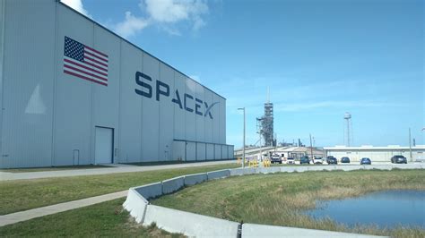 Spacex To Raise 750 Million At 137 Billion Valuation Equitypandit