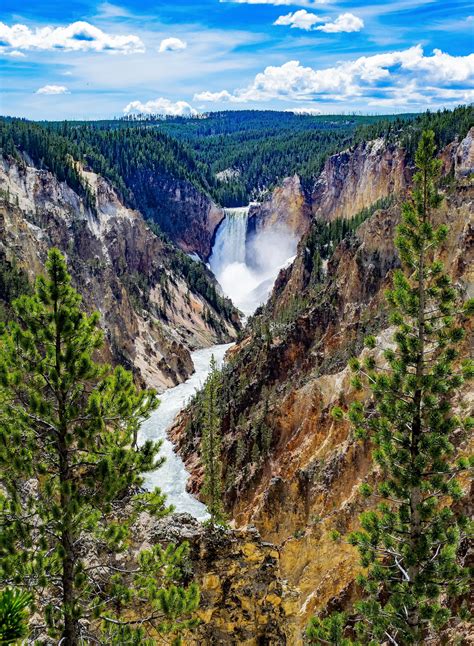 Beautiful Canyon Of The Upper Yellowstone Falls OC 2933x4000