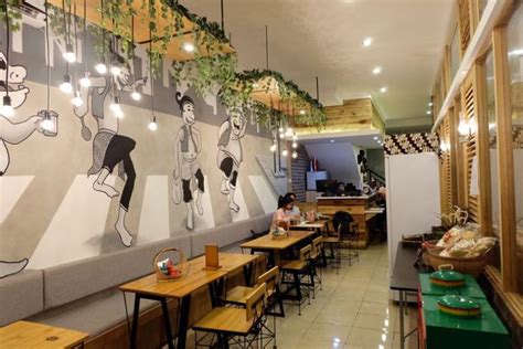 Black And White Mural To Make Your Cafe And Restaurant Look Elegant And