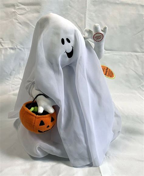 Hallmark Halloween Animated Dancing Ghost I Want Candy Tested Works