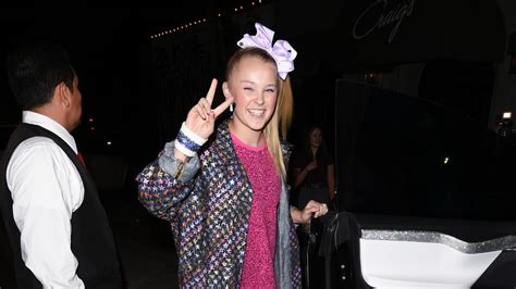 Jojo Siwa Wants Her Kissing Scene Removed From Her Upcoming Movie Bounce