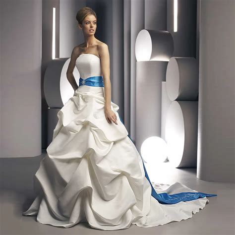 2016 Bridal Wedding Gown High Quality Satin White Pleated Wedding Dress