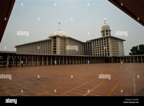 Istiqlal Mosque Jakarta Java Indonesia Stock Photo Alamy