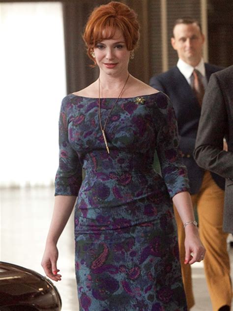 Mad Men Fashion Joan Harrisholloways 60s Style Heart