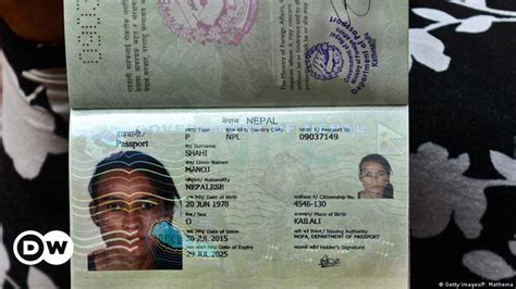 nepal introduces transgender passport dw 08 10 2015