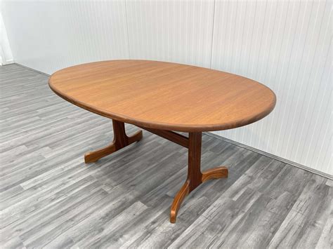 Oval Mid Century Extending Teak Dining Table By G Plan