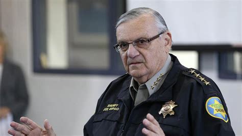 Arizona S Sheriff Joe Arpaio Officially Charged With Criminal Contempt Cbs News