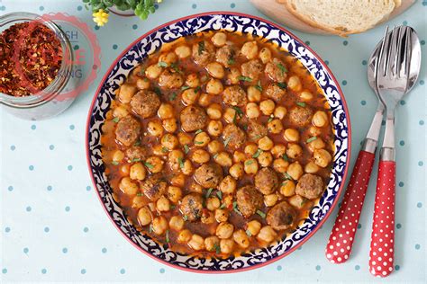 Chickpea Stew With Kofte Recipe Turkish Style Cooking