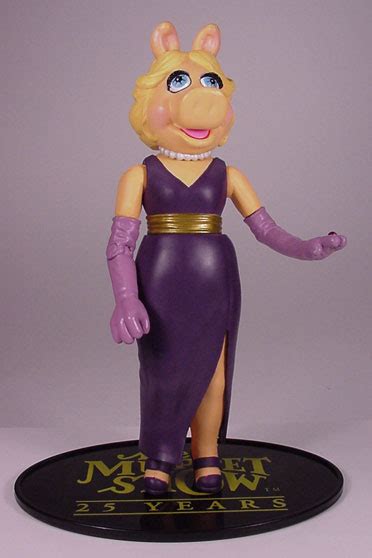 Miss Piggy Muppet Show Action Figures Series One Rtm Spotlight