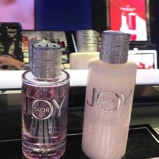 The body shop offers a wide array of unique beauty and cosmetics that are quite unlike products offered by other brands. 100% Original Joy perfume and body lotion gift set ...