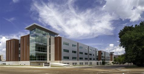 University Of Tennessee Health Sciences Center Research Complex Hbg