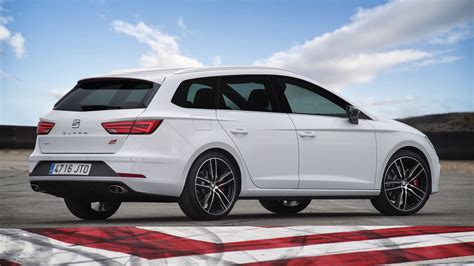 Yes, the whole thomas has reviewed all the previous versions of the cupra and got to spend time with the new 300. Seat Leon Cupra review: AWD 296bhp estate driven | Top Gear