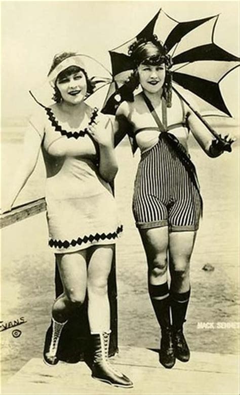 Old Style Bathing Suits Vintage Swimwear Vintage Photos Vintage Beach