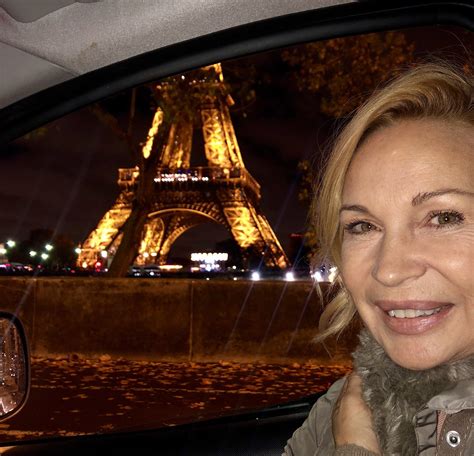 TW Pornstars Marlene Mourreau Twitter Pasando Por La Tour Eiffel