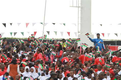 Photos Kenyans Arrive At Uhuru Gardens For Jamhuri Day