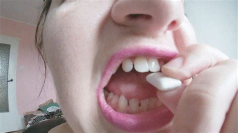 Chewing Bubble Gum Crazy Fetish Diva Clips4sale