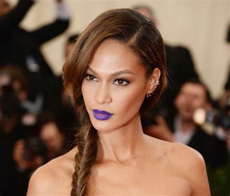 5 Rules On How To Wear Purple Lipstick