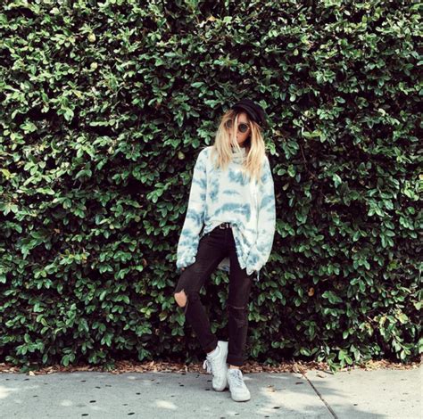 Instagram Ootd Fashion Blogger Poses