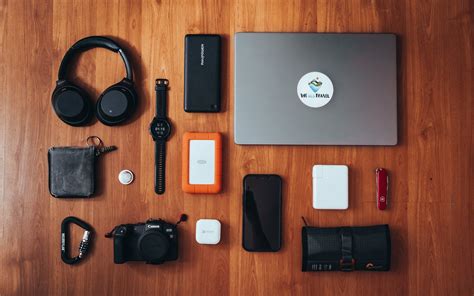 Digital Nomad Packing List 15 Practical Things Everyone Needs In 2022