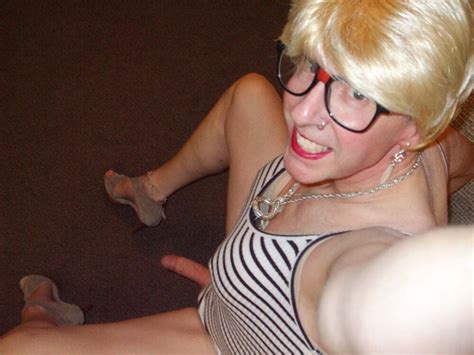 Miss Andi Moorcock A Mature Crossdresser And Exhibitionist Photo 3