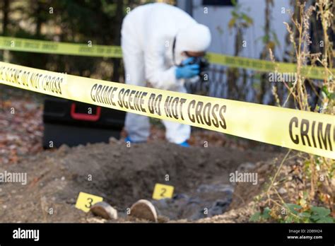 Forensic Science Specialist At Work Stock Photo Alamy