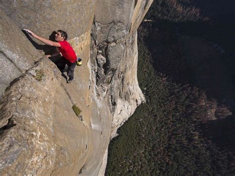 Super Intense Says Climbing Enthusiast Of Scaling El Capitan Without Rope Via Toronto Sun