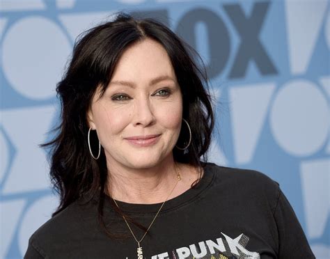 Shannen Doherty reveals she has Stage 4 breast cancer - National ...