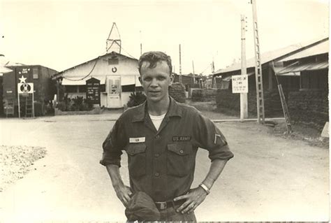 Eric 69th Signal Bn Vietnam Dec 20 1966 Eaindy Flickr