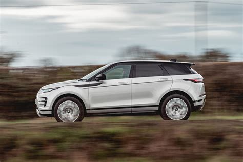 Range Rover Evoque Suv Mpg Running Costs And Co2 2020 Review Carbuyer