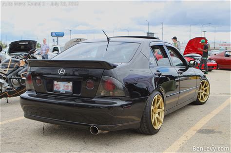 Black Lexus Is300