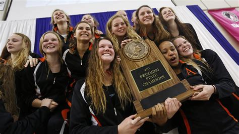 Meet The All Iowa Girls Swimming Team