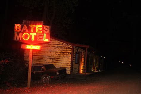The Bates Motel Pennsylvania Haunted House Photos