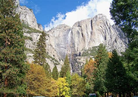 California is, after all, the state with most national parks in america. First time visit to Yosemite National Park. (Nice: bus ...