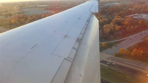 Delta Boeing 717 Landing In Detroit Youtube