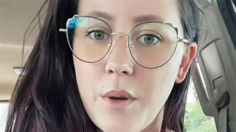 Teen Mom Jenelle Evans Suffers Major Nsfw Wardrobe Malfunction In New Tiktok Video Trendradars