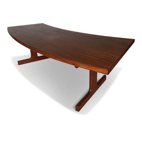 Find the best gold coffee tables for your home in 2021 with the carefully curated selection available to shop at houzz. Mid-Century Danish Teak Coffee Table with Curved Desk ...